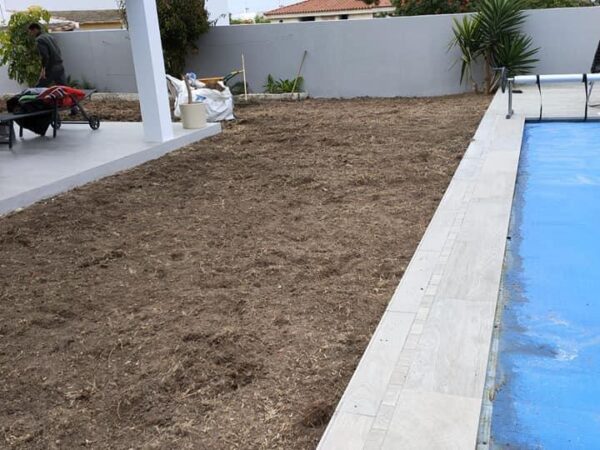 Poda y mantenimiento de Jardines en Cádiz · Jardinería y Mantenimientos de jardines en Cádiz · Servicios de Jardinería, fumigaciones, instalación de césped y limpieza de jardines en Vejer de la Frontera y Cádiz