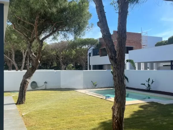Reformas de Jardines en Cádiz - Verano 2023 · Jardinería y Mantenimientos de jardines en Cádiz · Servicios de Jardinería, fumigaciones, instalación de césped y limpieza de jardines en Vejer de la Frontera y Cádiz