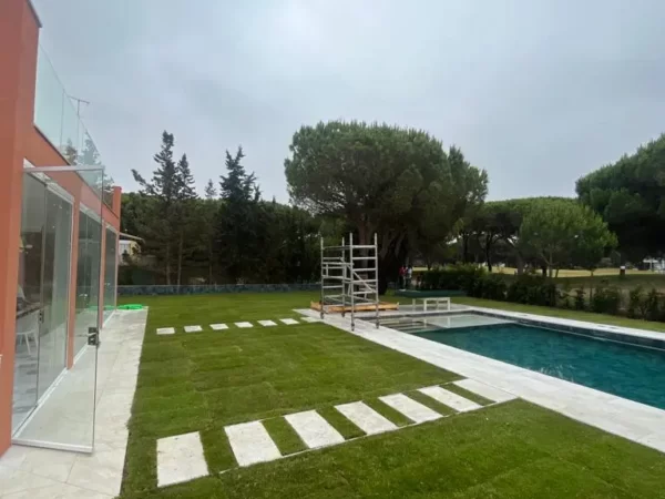 Reformas de Jardines en Cádiz - Verano 2023 · Jardinería y Mantenimientos de jardines en Cádiz · Servicios de Jardinería, fumigaciones, instalación de césped y limpieza de jardines en Vejer de la Frontera y Cádiz
