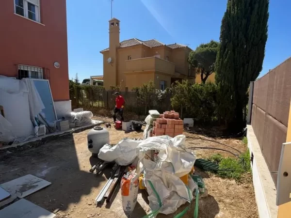 Reformas de Jardines en Cádiz - Verano 2023 · Jardinería y Mantenimientos de jardines en Cádiz · Servicios de Jardinería, fumigaciones, instalación de césped y limpieza de jardines en Vejer de la Frontera y Cádiz