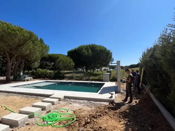 Reformas de Jardines en Cádiz - Verano 2023 · Jardinería y Mantenimientos de jardines en Cádiz · Servicios de Jardinería, fumigaciones, instalación de césped y limpieza de jardines en Vejer de la Frontera y Cádiz