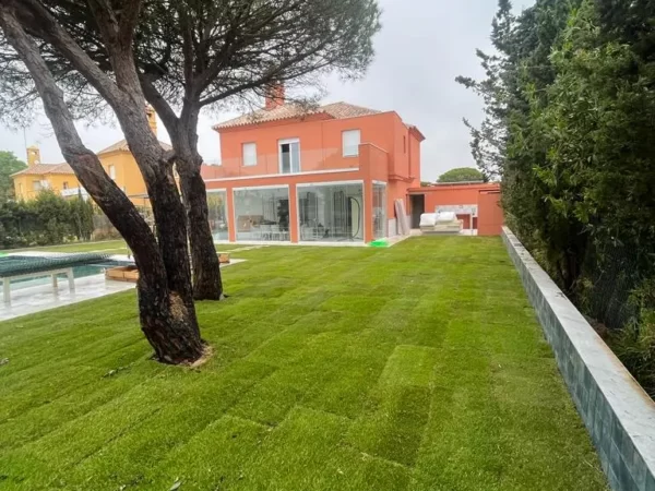 Reformas de Jardines en Cádiz - Verano 2023 · Jardinería y Mantenimientos de jardines en Cádiz · Servicios de Jardinería, fumigaciones, instalación de césped y limpieza de jardines en Vejer de la Frontera y Cádiz