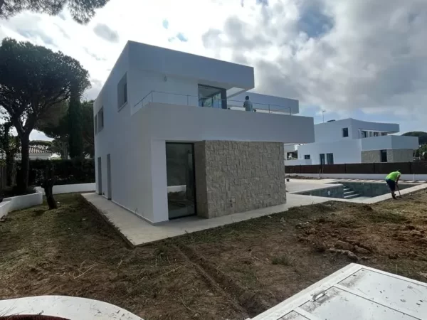 Reformas de Jardines en Cádiz - Verano 2023 · Jardinería y Mantenimientos de jardines en Cádiz · Servicios de Jardinería, fumigaciones, instalación de césped y limpieza de jardines en Vejer de la Frontera y Cádiz