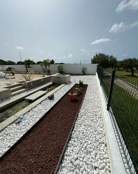 jardineria y paisajismo en cadiz (7) Servicios para comunidades y particulares de: Jardinería, Poda, Paisajismo, fumigaciones, Mantenimiento de Piscinas. En Cádiz y resto de la Comunidad de Andalucía.